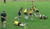 Offload off floor touchrugby